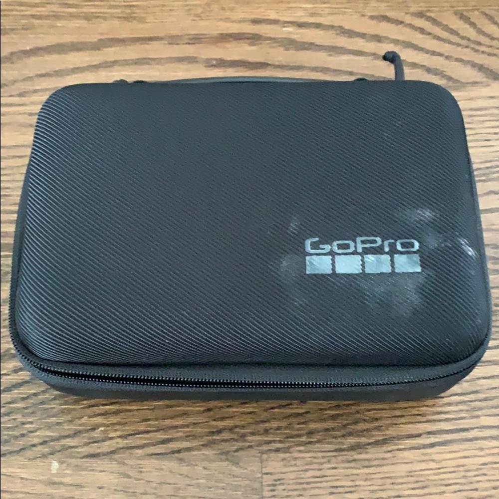 GoPro hero 4 and kit - Picture 3 of 8